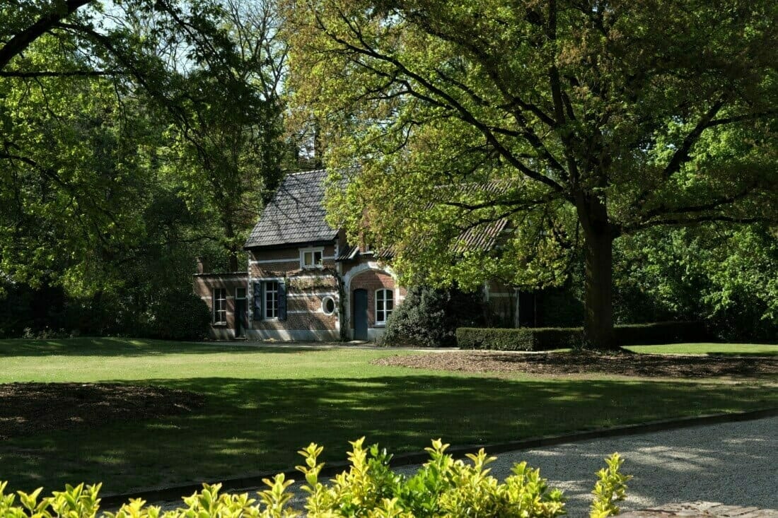 Beheer van onderhoud van landschappelijk erfgoed domeinen, boomverzorging en het opstellen van beheerplannen door boomverzorger b-Tree.